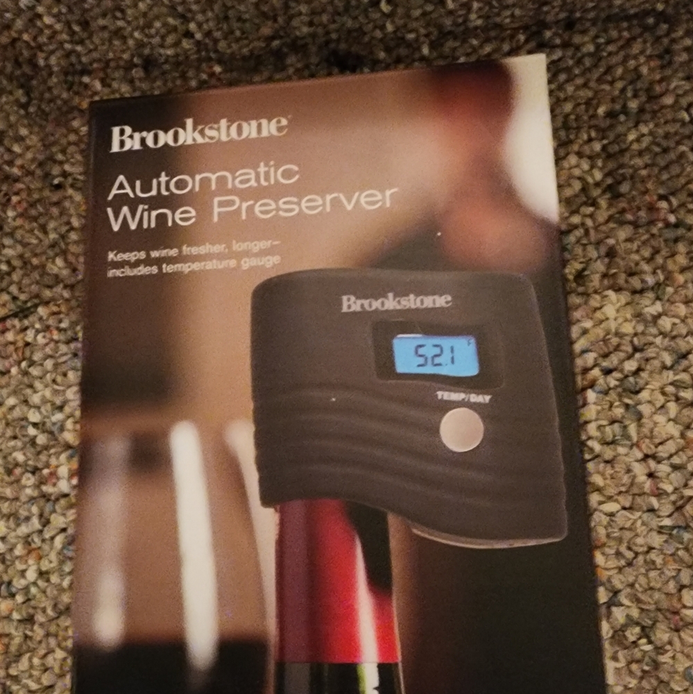 Brookstone Automatic Wine Preserver